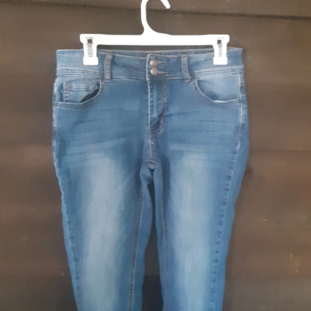 🍷🍷🍷Encore youth jeans